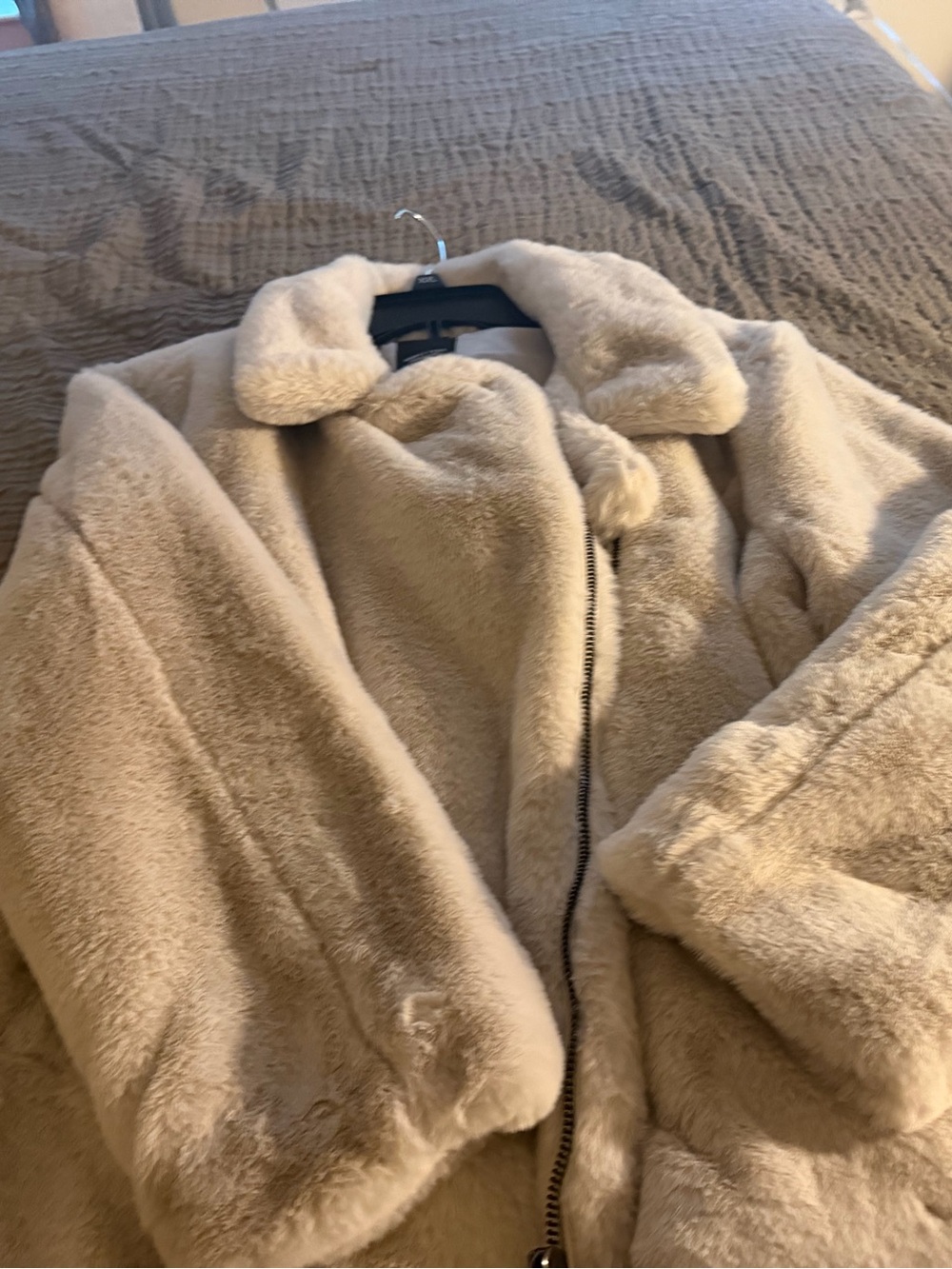Simply Vera Vera Wang Cream Teddy Zip-Front Jacket
